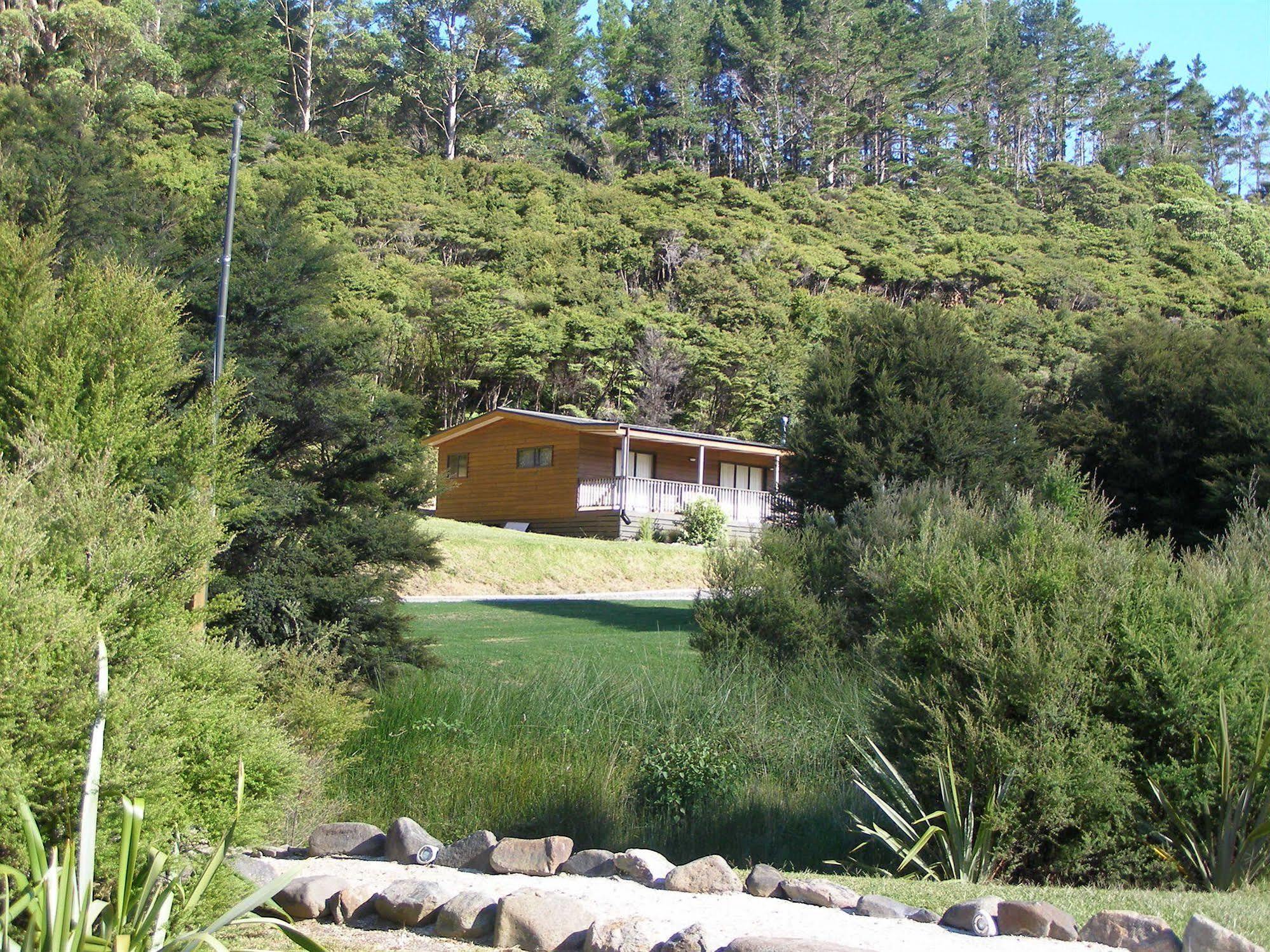 Tangiaro Retreat Villa Port Charles Kültér fotó